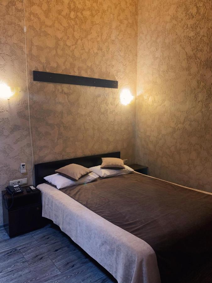 Hotel Fortuna Lviv Buitenkant foto