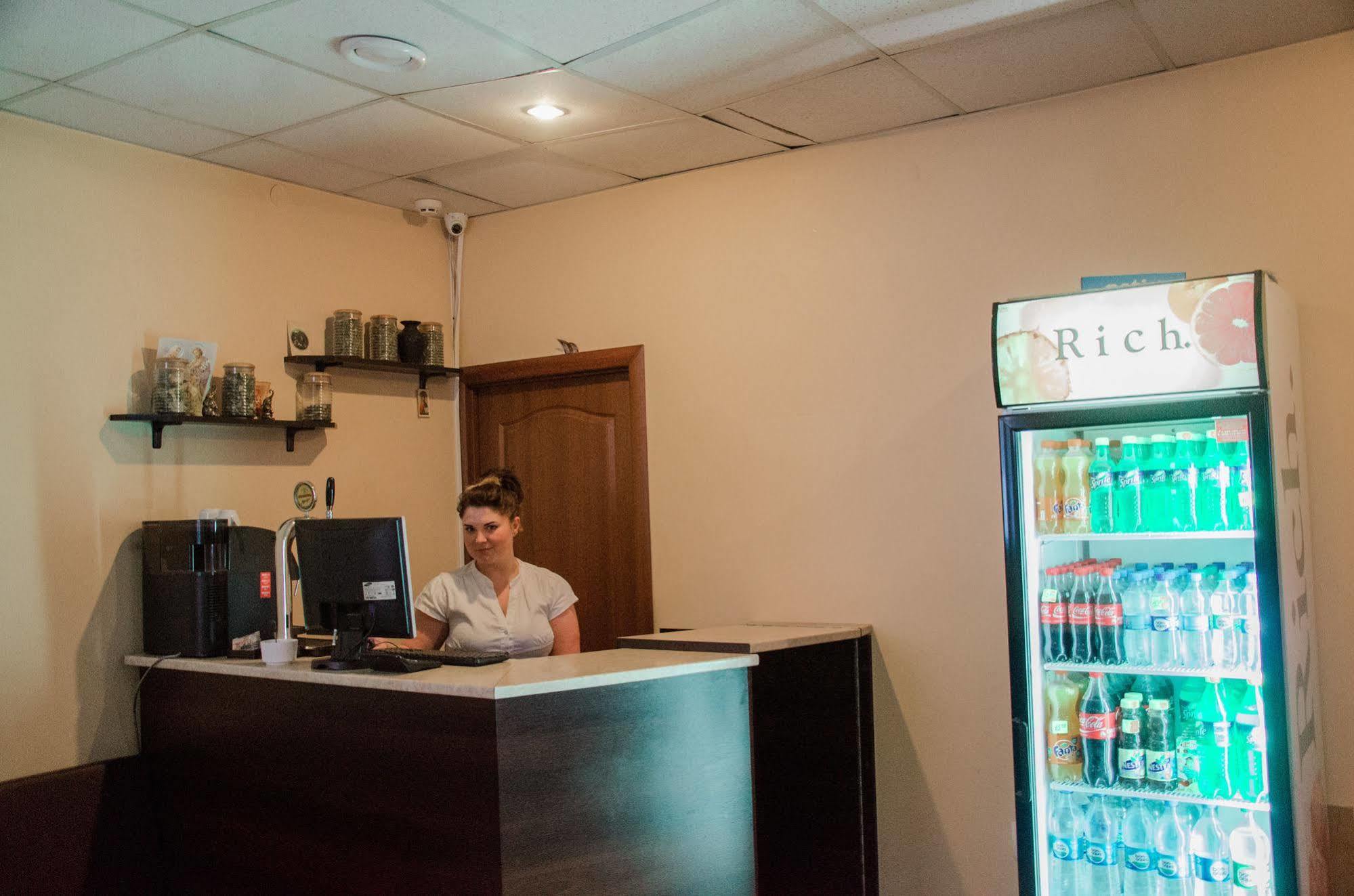 Hotel Fortuna Lviv Buitenkant foto