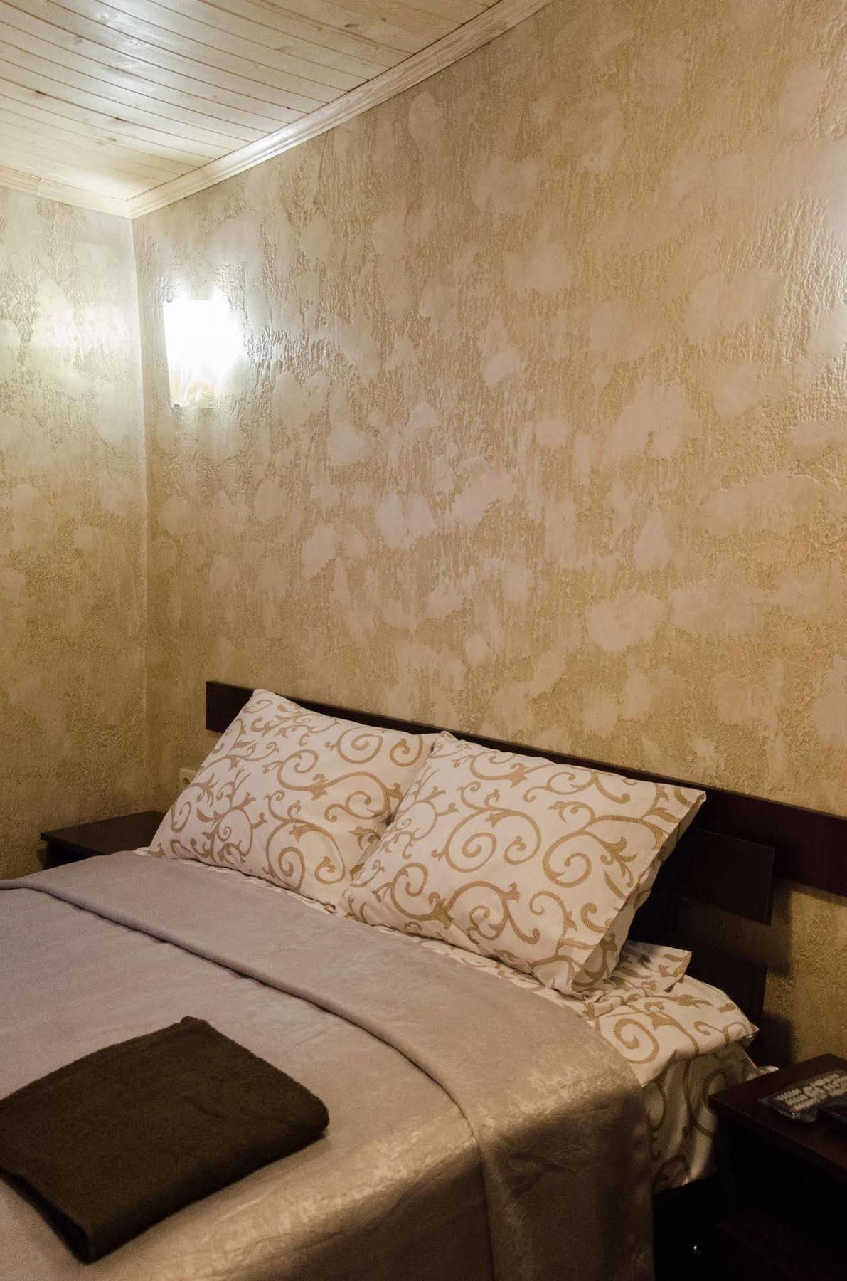 Hotel Fortuna Lviv Buitenkant foto