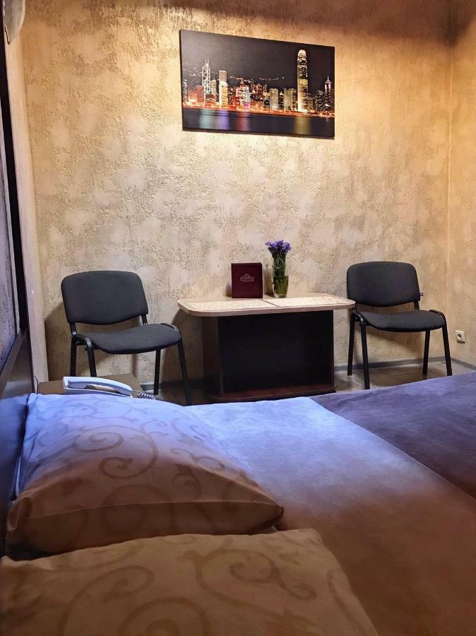 Hotel Fortuna Lviv Buitenkant foto